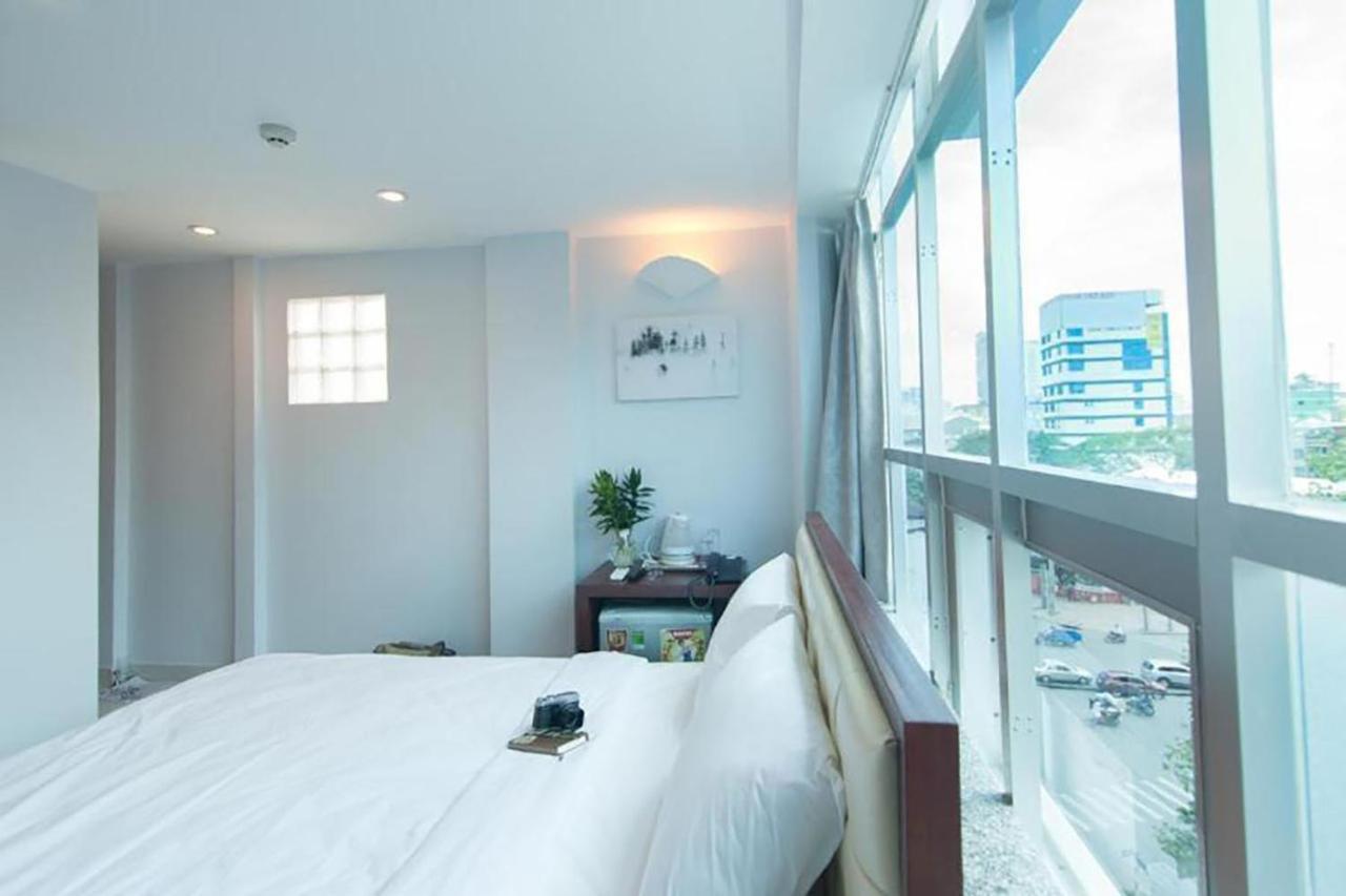 Nu Hotel - 18 Bui Vien Walkstreet Ho Chi Minh City Bagian luar foto