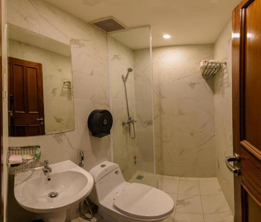 Nu Hotel - 18 Bui Vien Walkstreet Ho Chi Minh City Bagian luar foto